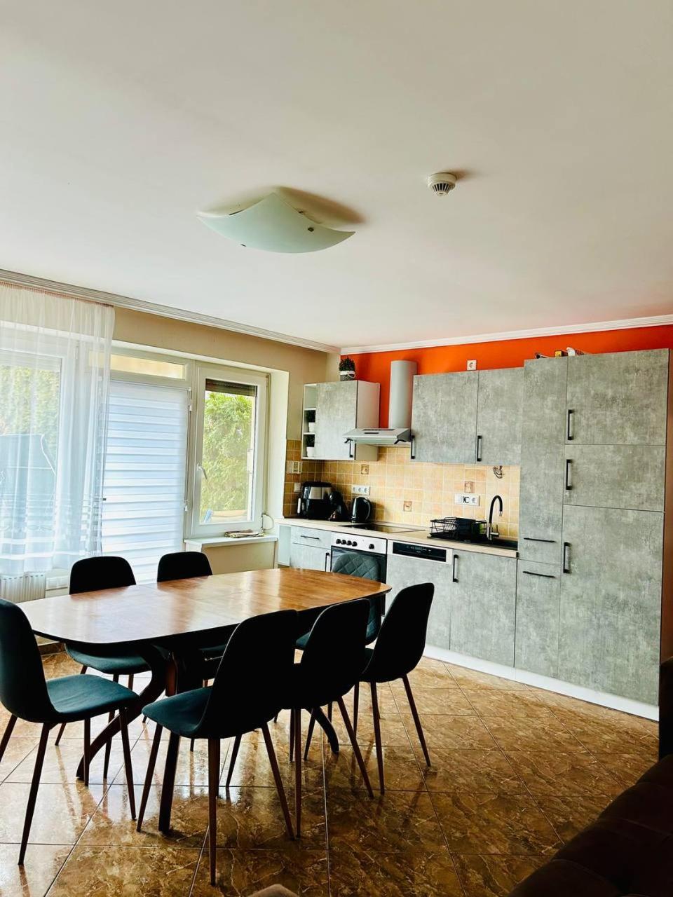 Rose Vip Apartman Villa Hajduszoboszlo Exterior photo